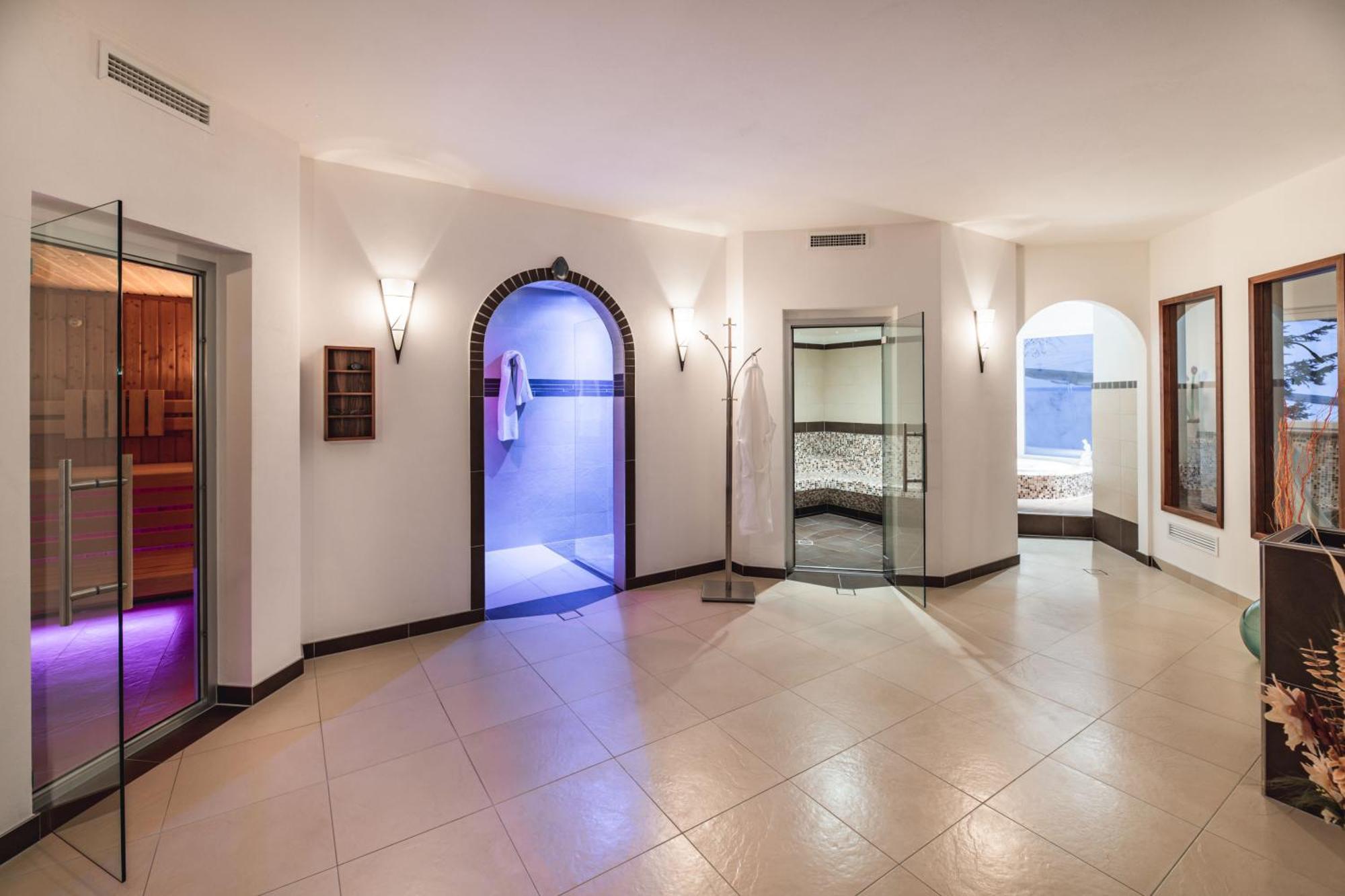 Hotel Daniel Apartments Сельва-ди-Валь-Гардена Экстерьер фото